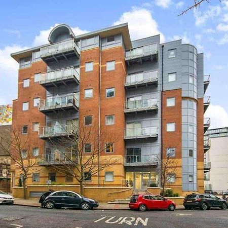 Cozy Modern Apartment In Croydon Central 外观 照片